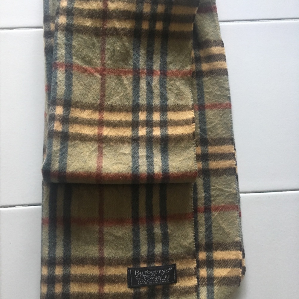 Burberry scarf